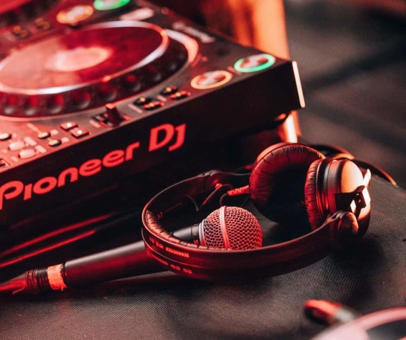 Pikes Presents at 528 DJ